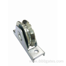 Groove sliding gate wheel with internal bracket